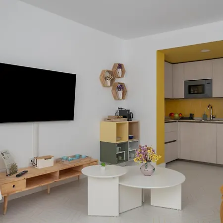 Terra By La Pita - Central Premium Apartment With Parking Estepona Exterior photo